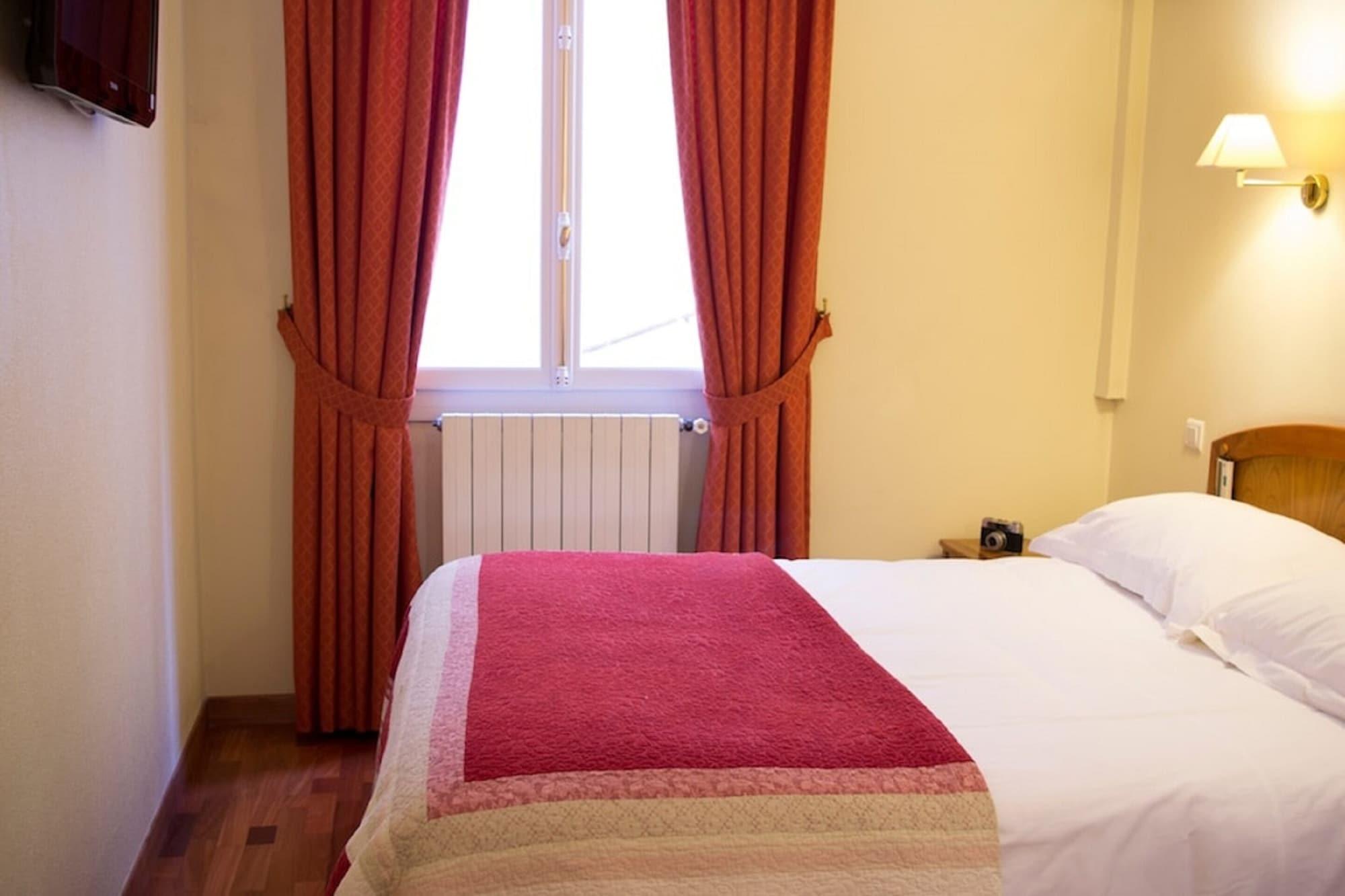 Hotel Albert 1Er Toulouse Bagian luar foto