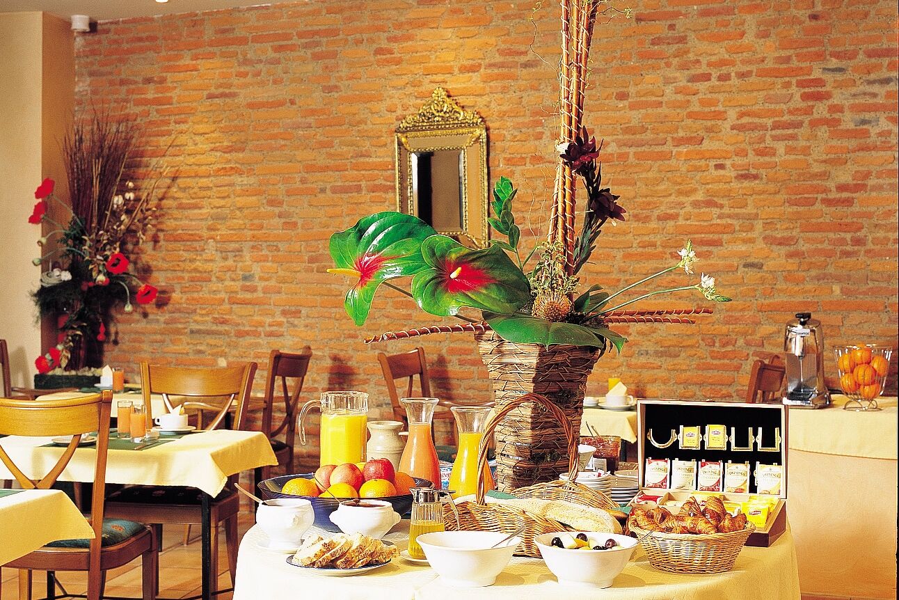 Hotel Albert 1Er Toulouse Bagian luar foto